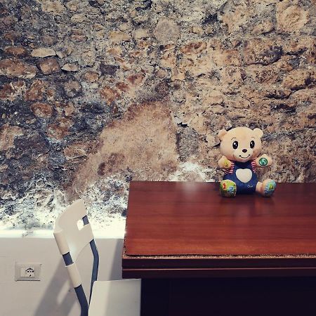 Casetta Nel Centro Storico Appartement Norma Buitenkant foto