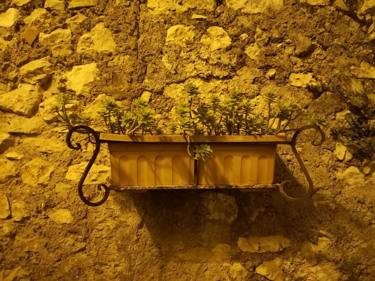 Casetta Nel Centro Storico Appartement Norma Buitenkant foto